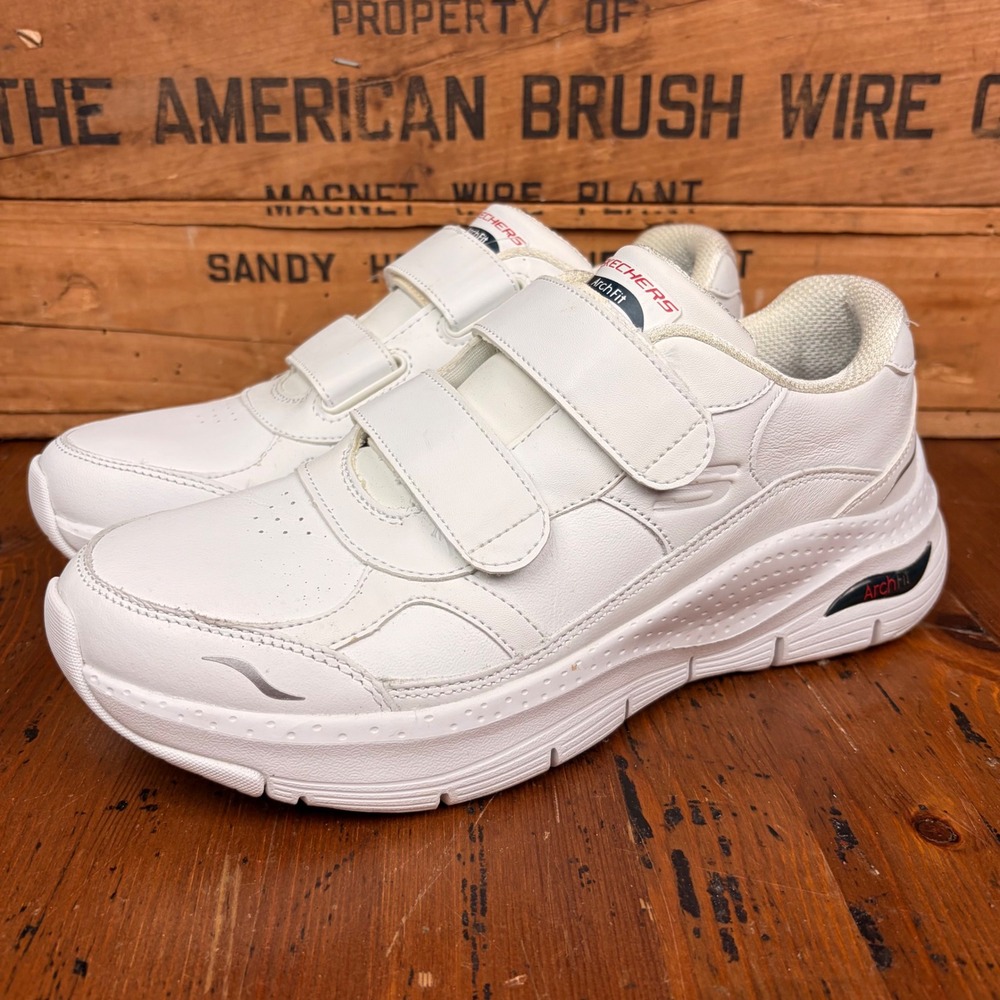 Skechers Arch Fit Air Cooled White Leather Walking Shoes Womens 7.5 Straps Comfy